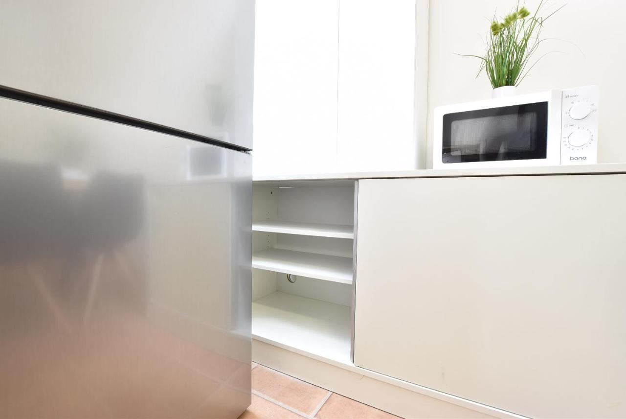 Riesiges Zentrales Apartment Mit Parkplatz Innsbruck Exteriér fotografie