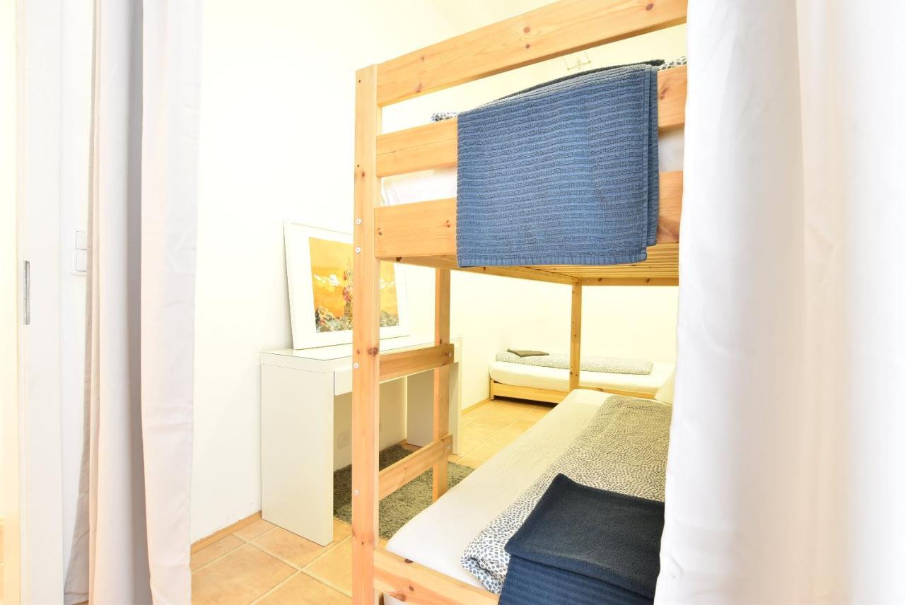 Riesiges Zentrales Apartment Mit Parkplatz Innsbruck Exteriér fotografie