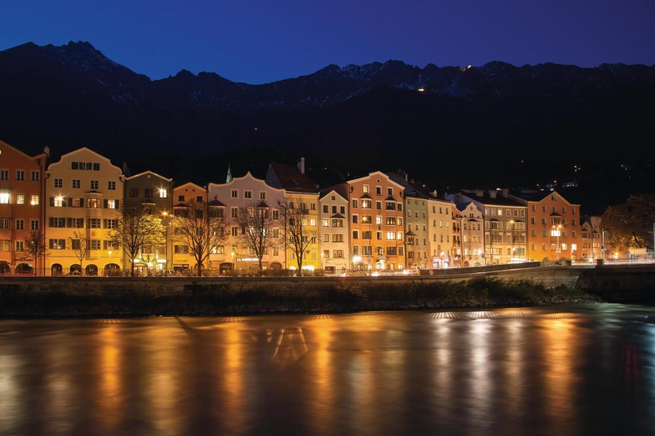 Riesiges Zentrales Apartment Mit Parkplatz Innsbruck Exteriér fotografie